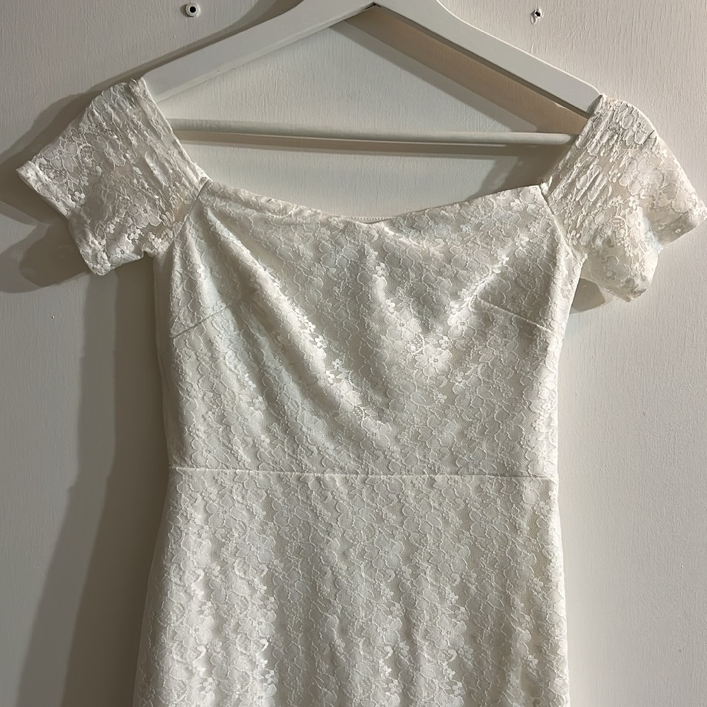 Ivory Lace off the shoulder midi dress - Picture 6 of 10